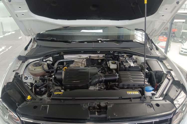 Used Volkswagen Bora 2021 1.5L Automatic Elite Smart Connect Edition Engine Bay
