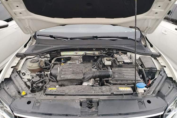 Used Volkswagen Bora 2021 1.5L Automatic Elite Smart Connect Edition Engine Bay