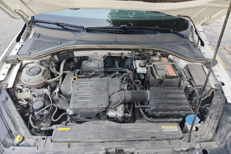 Used Volkswagen Bora 2021 1.5L Automatic Elite Smart Connect Edition Engine Bay