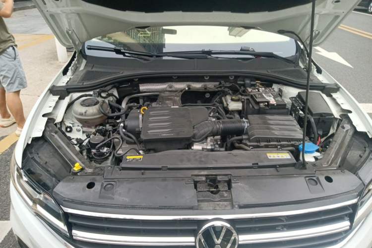 Used Volkswagen Bora 2021 1.5L Automatic Fashionable Smart Connectivity Version Engine Bay