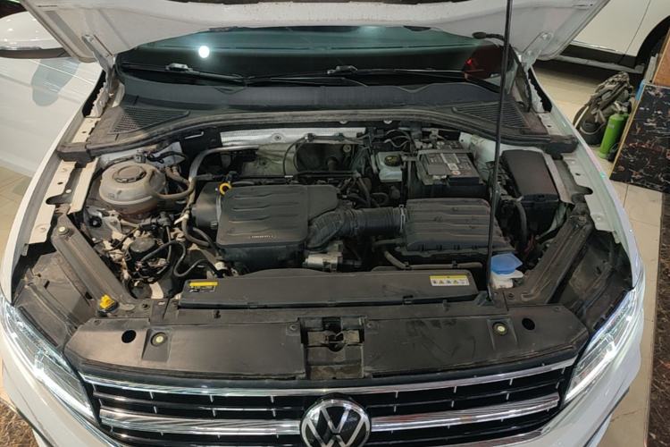 Used Volkswagen Bora 2021 1.5L Automatic Elite Smart Connect Edition Engine Bay