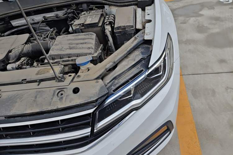 Used Volkswagen Bora 2021 1.5L Automatic Comfort Smart Connect Edition Engine Bay Left