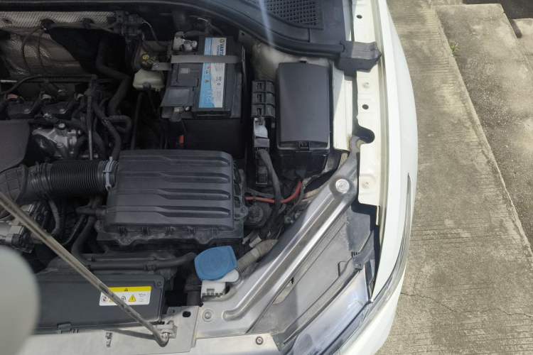 Used Volkswagen Bora 2021 1.5L Automatic Comfort Smart Connect Edition Engine Bay Left