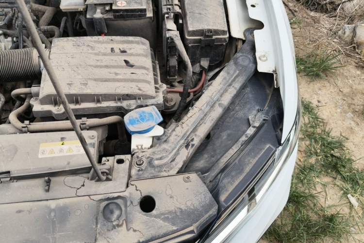 Used Volkswagen Bora 2021 1.5L Manual Comfort Smart Connect Edition Engine Bay Left