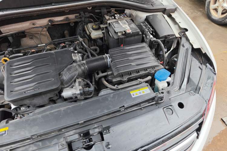Used Volkswagen Bora 2021 1.5L Automatic Elite Smart Connect Edition Engine Bay Left