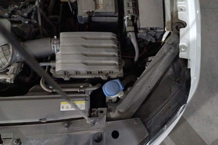 Used Volkswagen Bora 2021 1.5L Automatic Comfort Smart Connect Edition Engine Bay Left