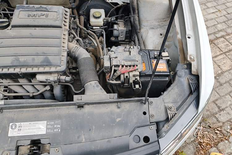 Used Volkswagen Bora 2021 1.5L Automatic Fashionable Smart Connectivity Version Engine Bay Left