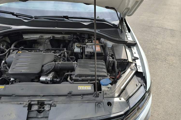 Used Volkswagen Bora 2021 1.5L Automatic Elite Smart Connect Edition Engine Bay Left