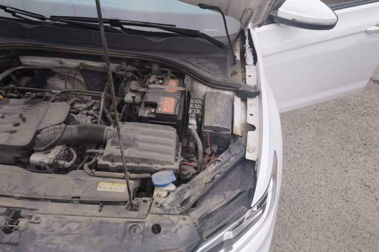 Used Volkswagen Bora 2021 1.5L Automatic Fashionable Smart Connectivity Version Engine Bay Left