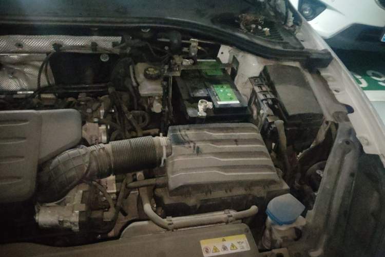 Used Volkswagen Bora 2021 1.5L Automatic Fashionable Smart Connectivity Version Engine Bay Left
