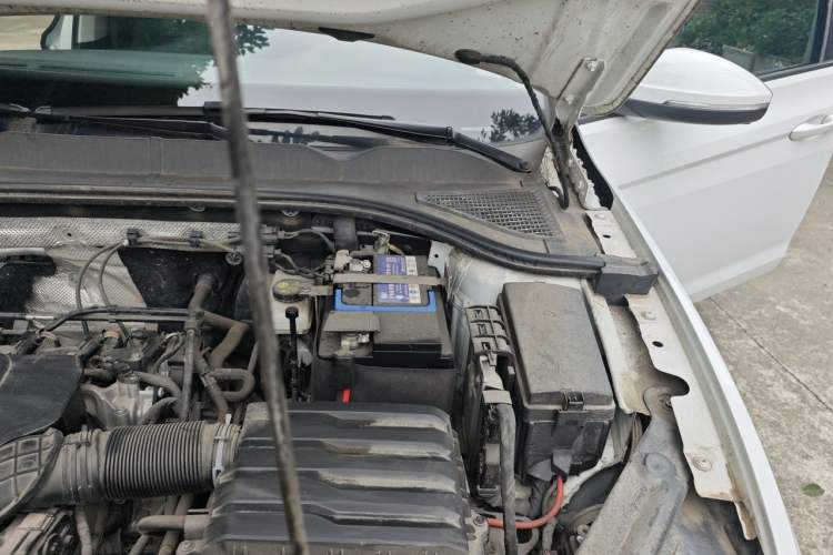 Used Volkswagen Bora 2021 1.5L Automatic Comfort Smart Connect Edition Engine Bay Left
