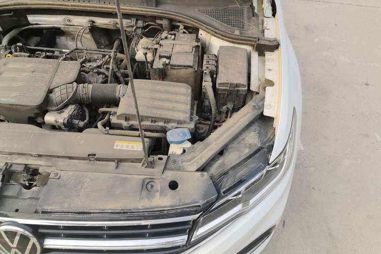 Used Volkswagen Bora 2021 1.5L Automatic Elite Smart Connect Edition Engine Bay Left
