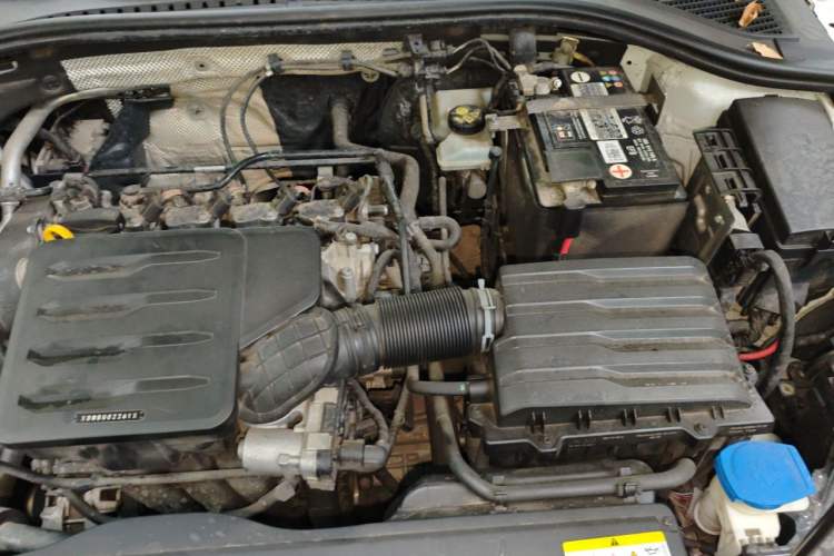 Used Volkswagen Bora 2021 1.5L Automatic Elite Smart Connect Edition Engine Bay Left