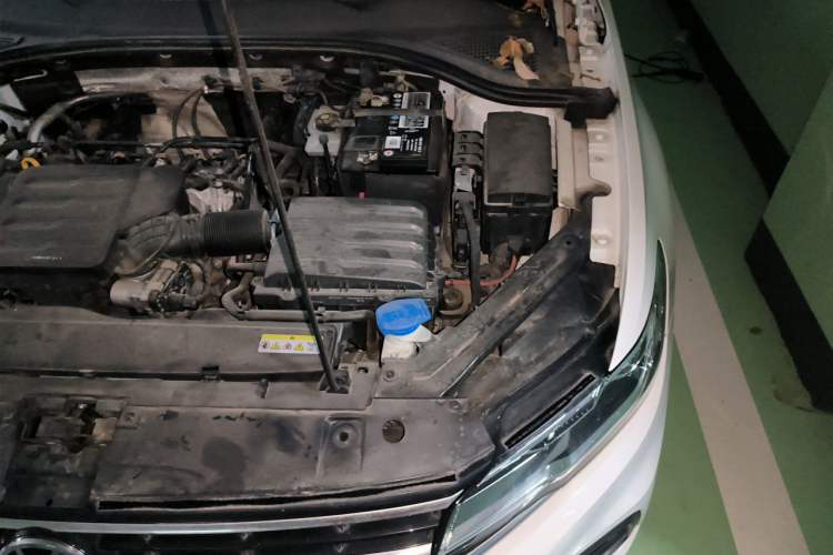 Used Volkswagen Bora 2021 1.5L Automatic Elite Smart Connect Edition Engine Bay Left