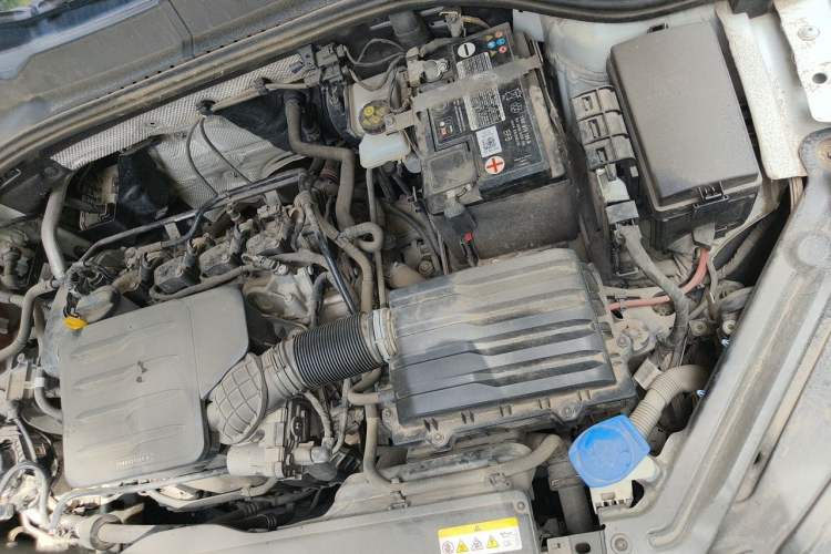Used Volkswagen Bora 2021 1.5L Automatic Elite Smart Connect Edition Engine Bay Left