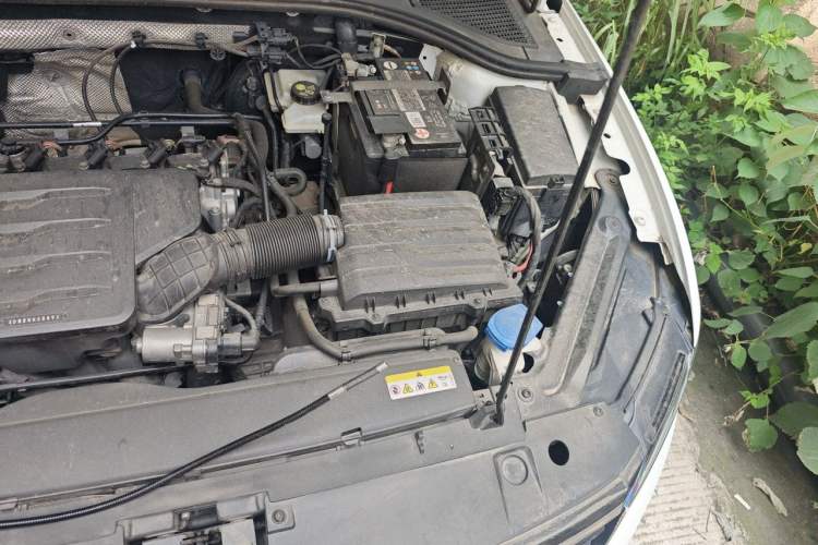 Used Volkswagen Bora 2021 1.5L Automatic 30th Anniversary Edition Engine Bay Left