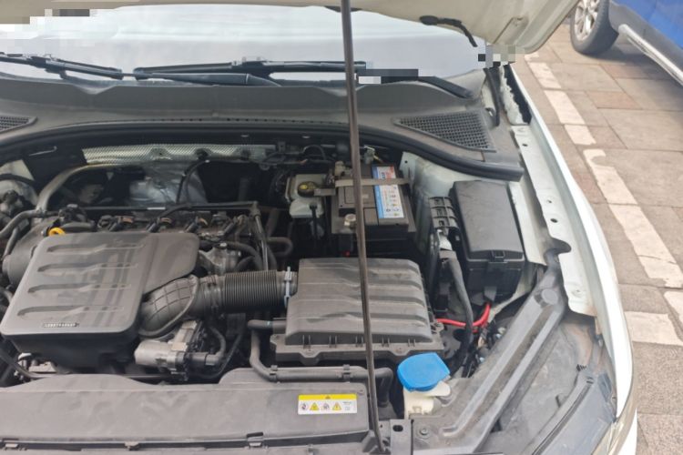 Used Volkswagen Bora 2021 1.5L Automatic Fashionable Smart Connectivity Version Engine Bay Left