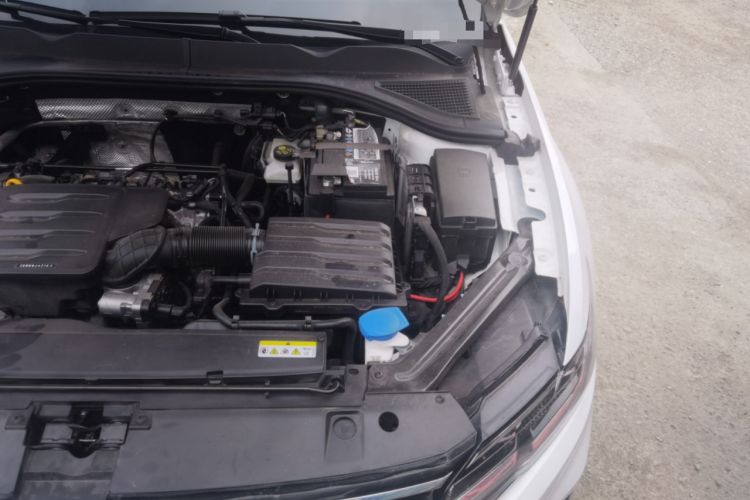 Used Volkswagen Bora 2021 1.5L Automatic Elite Smart Connect Edition Engine Bay Left