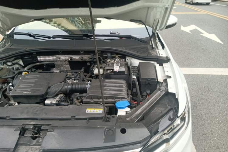 Used Volkswagen Bora 2021 1.5L Automatic Fashionable Smart Connectivity Version Engine Bay Left