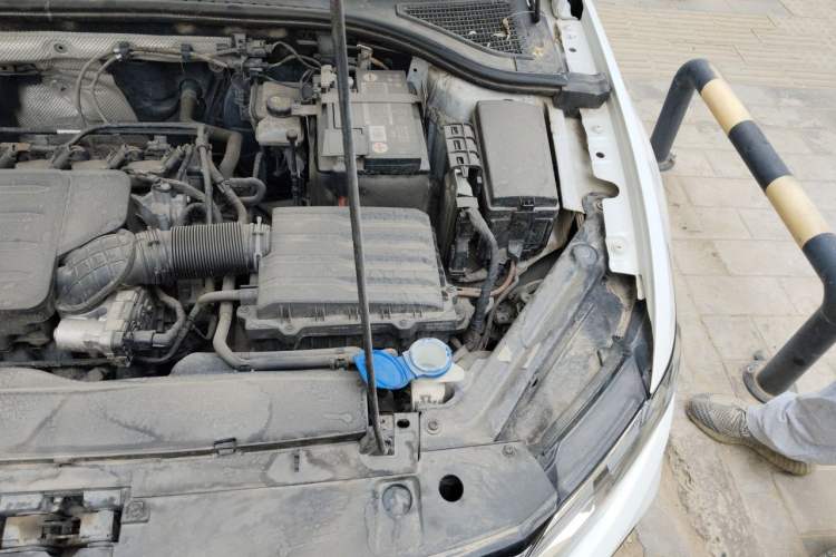 Used Volkswagen Bora 2021 1.5L Automatic Elite Smart Connect Edition Engine Bay Left