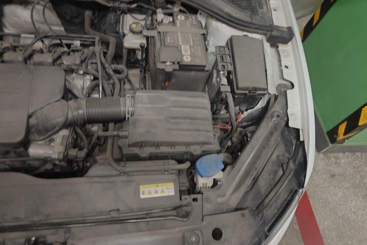 Used Volkswagen Bora 2021 1.5L Automatic Comfort Smart Connect Edition Engine Bay Left