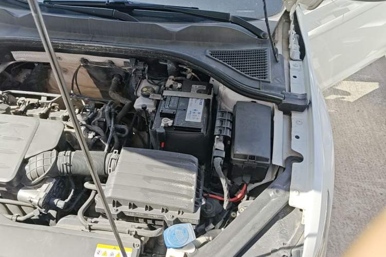 Used Volkswagen Bora 2021 1.5L Automatic Comfort Smart Connect Edition Engine Bay Left