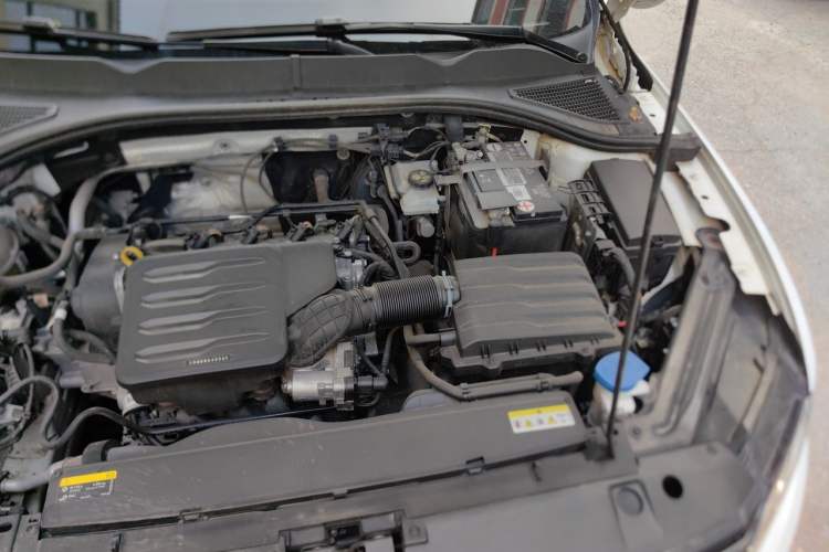 Used Volkswagen Bora 2021 1.5L Automatic Comfort Smart Connect Edition Engine Bay Left