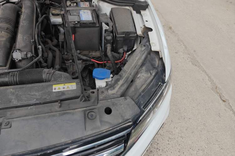 Used Volkswagen Bora 2021 1.5L Automatic Elite Smart Connect Edition Engine Bay Left