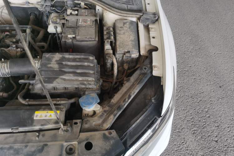 Used Volkswagen Bora 2021 1.5L Automatic Comfort Smart Connect Edition Engine Bay Left