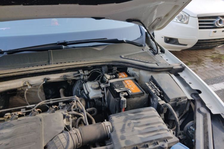 Used Volkswagen Bora 2021 1.5L Automatic Elite Smart Connect Edition Engine Bay Left