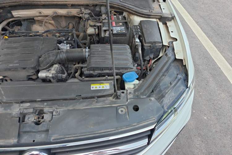 Used Volkswagen Bora 2021 1.5L Automatic Fashionable Smart Connectivity Version Engine Bay Left