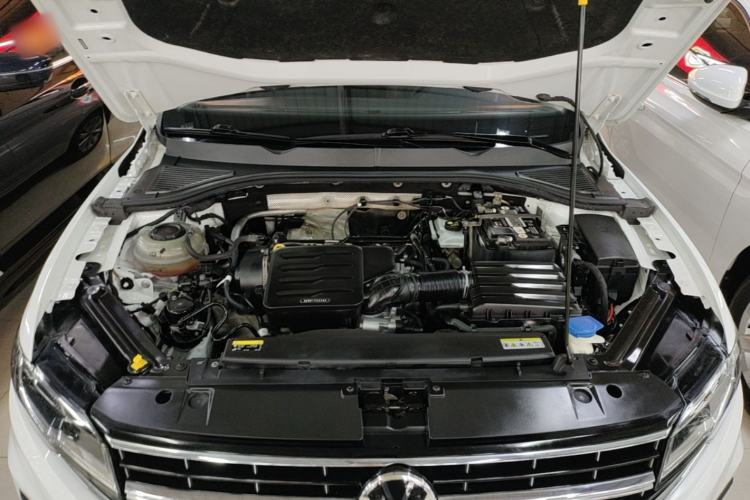 Used Volkswagen Bora 2021 1.5L Automatic Elite Smart Connect Edition Engine Bay