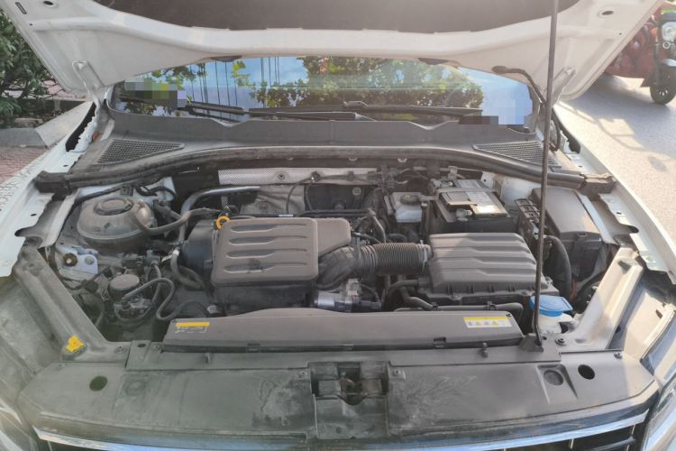Used Volkswagen Bora 2021 1.5L Automatic Elite Smart Connect Edition Engine Bay