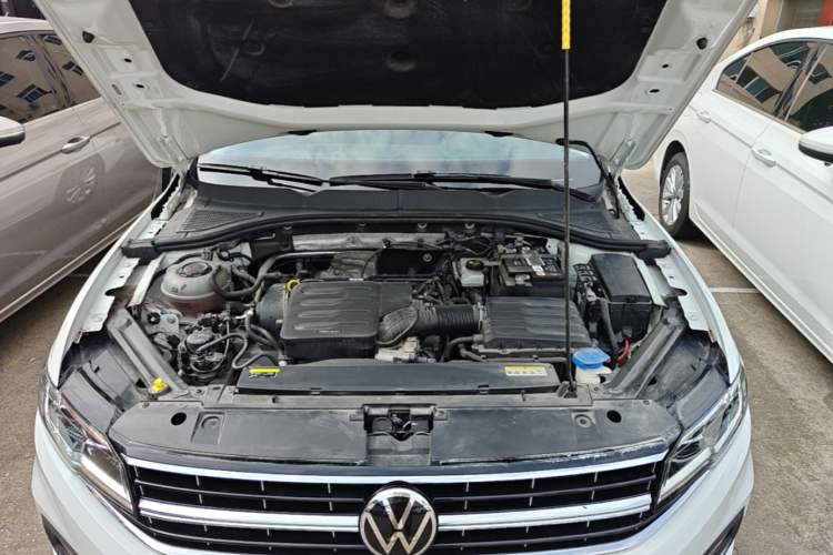 Used Volkswagen Bora 2021 1.5L Automatic Elite Smart Connect Edition Engine Bay