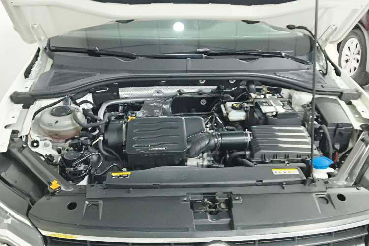 Used Volkswagen Bora 2021 1.5L Automatic Fashionable Smart Connectivity Version Engine Bay