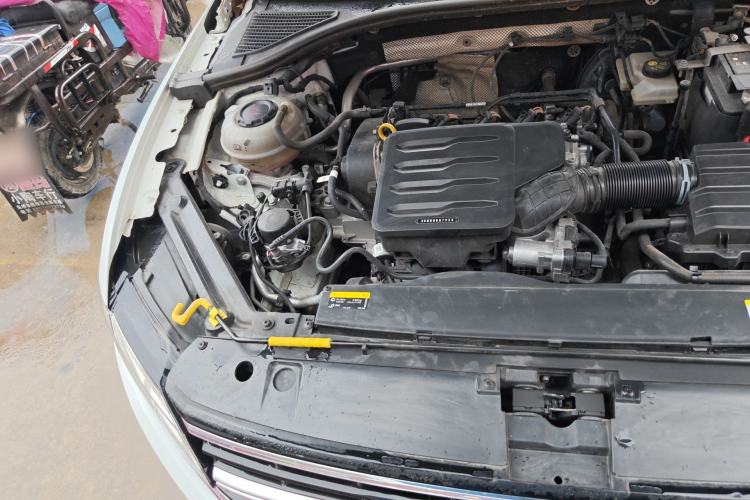 Used Volkswagen Bora 2021 1.5L Automatic Elite Smart Connect Edition Engine Bay Right