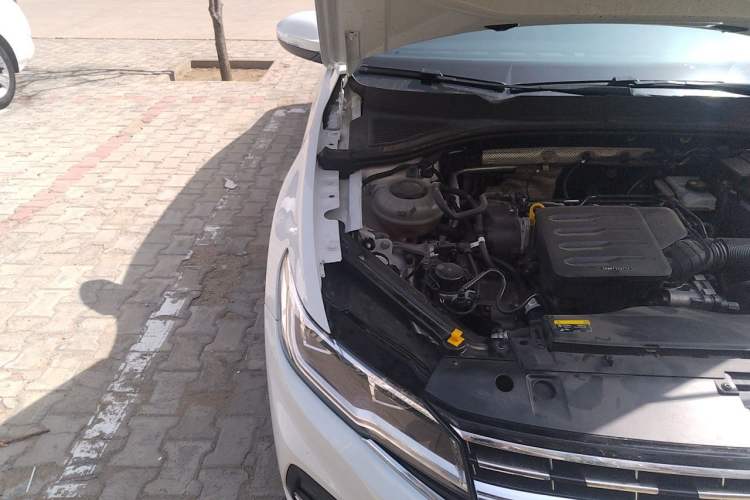 Used Volkswagen Bora 2021 1.5L Automatic Comfort Smart Connect Edition Engine Bay Right