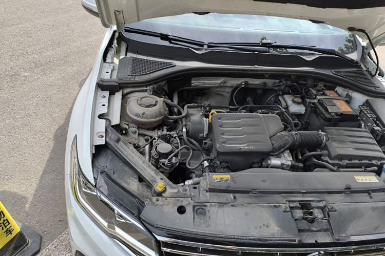 Used Volkswagen Bora 2021 1.5L Automatic Elite Smart Connect Edition Engine Bay Right