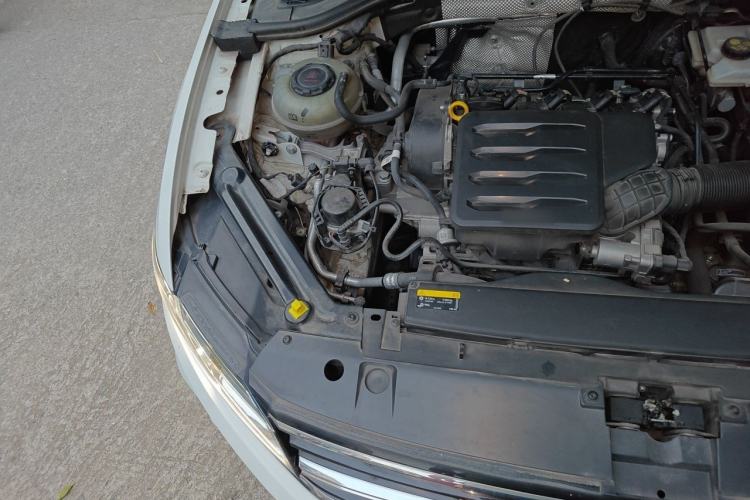 Used Volkswagen Bora 2021 1.5L Automatic Elite Smart Connect Edition Engine Bay Right