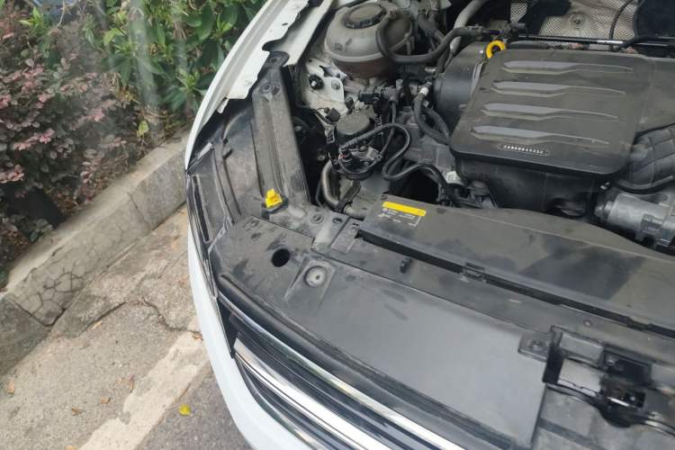 Used Volkswagen Bora 2021 1.5L Automatic Comfort Smart Connect Edition Engine Bay Right