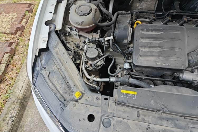 Used Volkswagen Bora 2021 1.5L Automatic Elite Smart Connect Edition Engine Bay Right