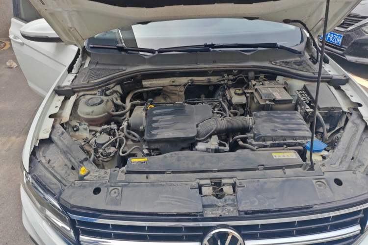 Used Volkswagen Bora 2021 1.5L Automatic Elite Smart Connect Edition Engine Bay Right
