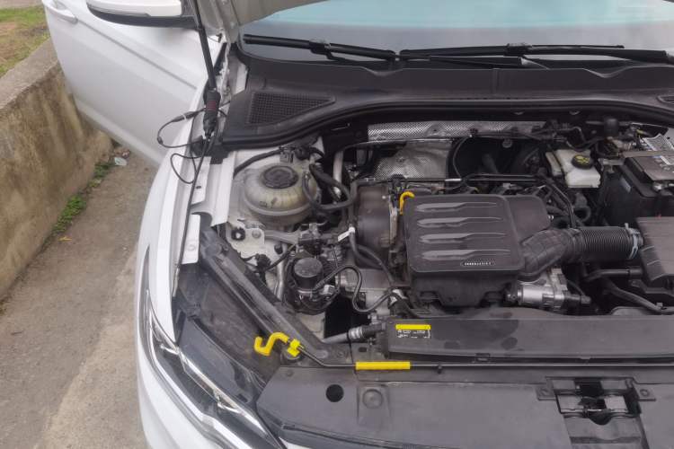 Used Volkswagen Bora 2021 1.5L Automatic Elite Smart Connect Edition Engine Bay Right
