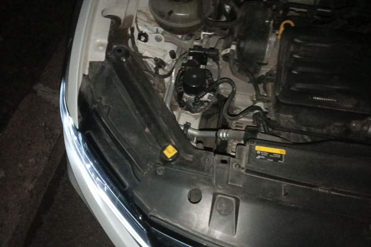 Used Volkswagen Bora 2021 1.5L Automatic Comfort Smart Connect Edition Engine Bay Right