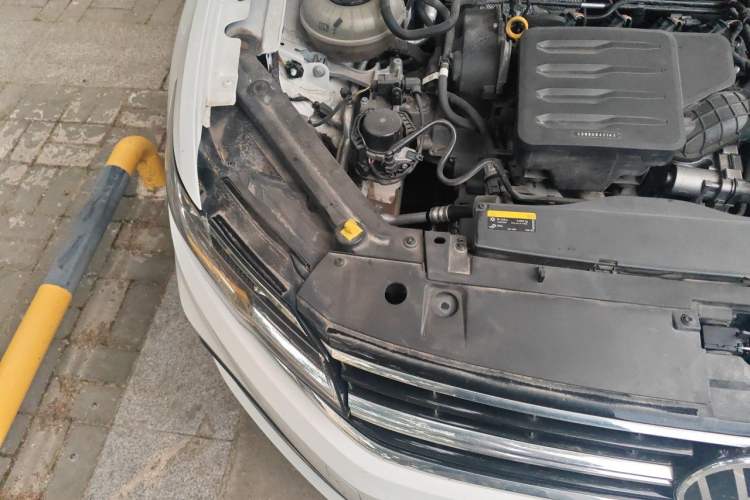 Used Volkswagen Bora 2021 1.5L Automatic Elite Smart Connect Edition Engine Bay Right