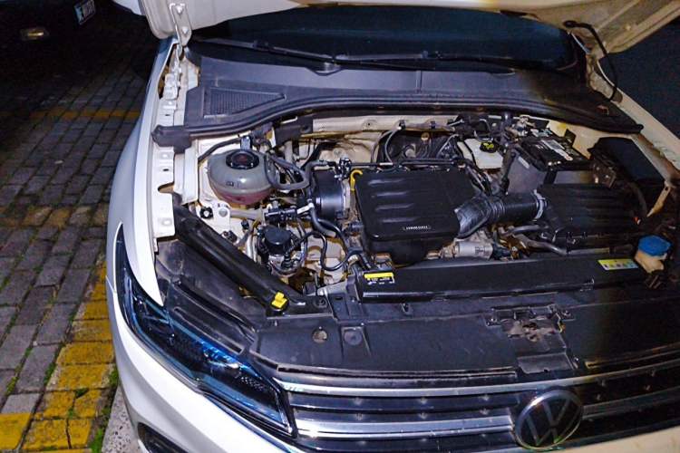 Used Volkswagen Bora 2021 1.5L Automatic Elite Smart Connect Edition Engine Bay Right