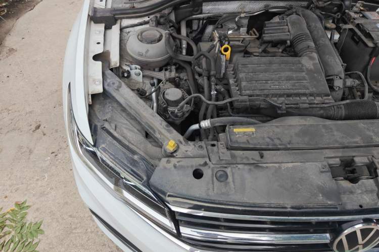 Used Volkswagen Bora 2021 1.5L Automatic Elite Smart Connect Edition Engine Bay Right