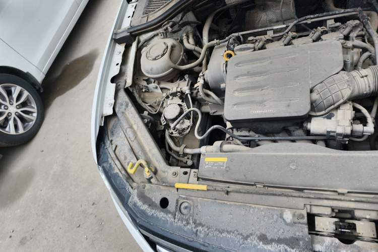 Used Volkswagen Bora 2021 1.5L Manual Comfort Smart Connect Edition Engine Bay Right