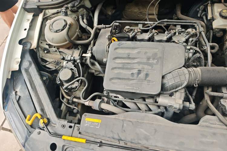 Used Volkswagen Bora 2021 1.5L Manual Comfort Smart Connect Edition Engine Bay Right