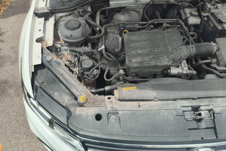 Used Volkswagen Bora 2021 1.5L Automatic Fashionable Smart Connectivity Version Engine Bay Right